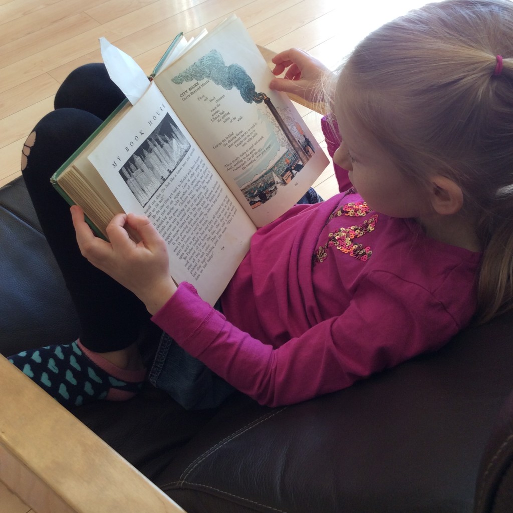 A Day in the Life of this Learning Mama - reading