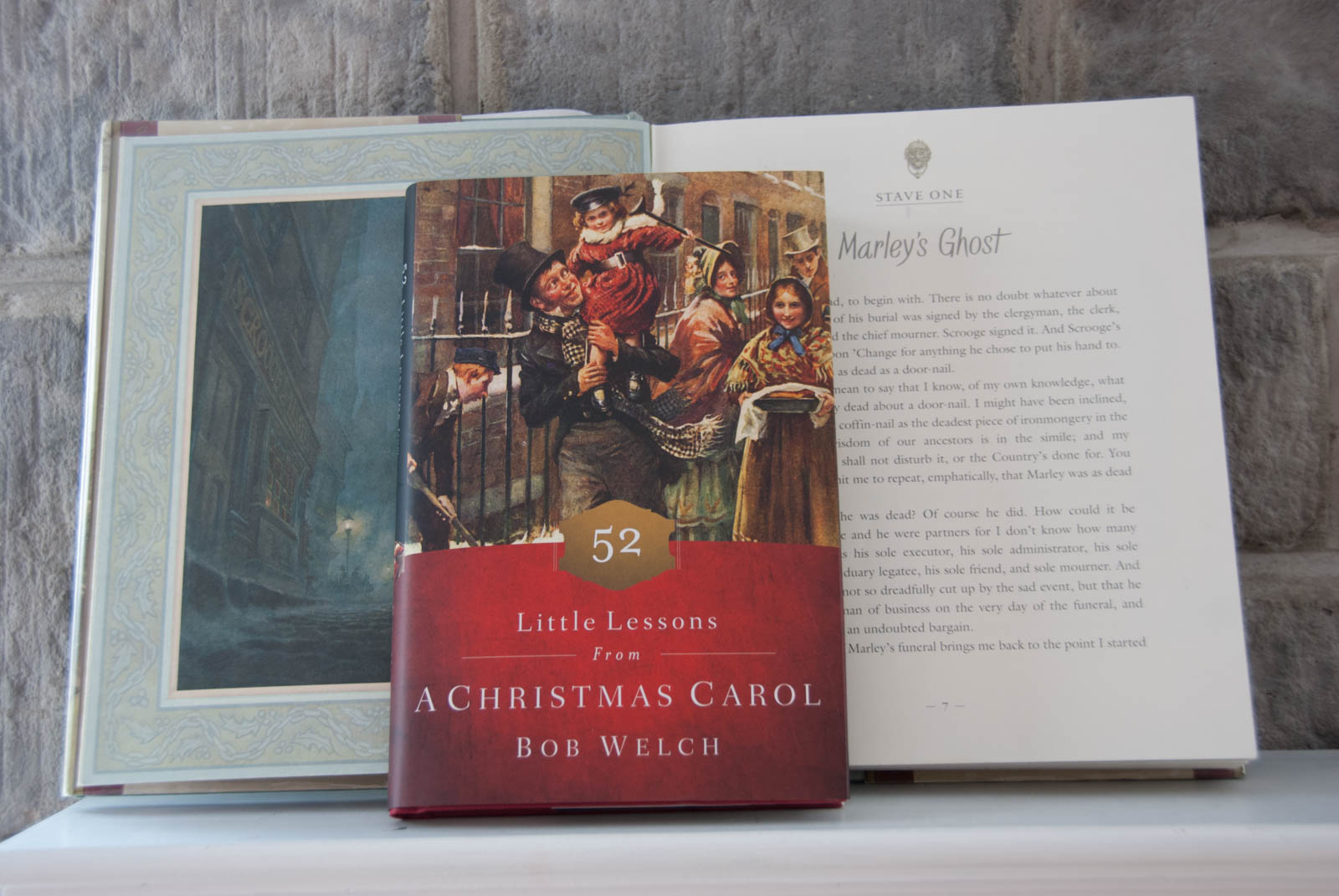 52 Little Lessons from A Christmas Carol by Bob Welch {BOOK REVIEW}